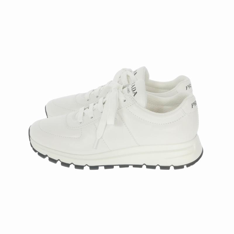 PRADA（プラダ） ロゴ レザー ローカットスニーカー 靴 6 ホワイト 白