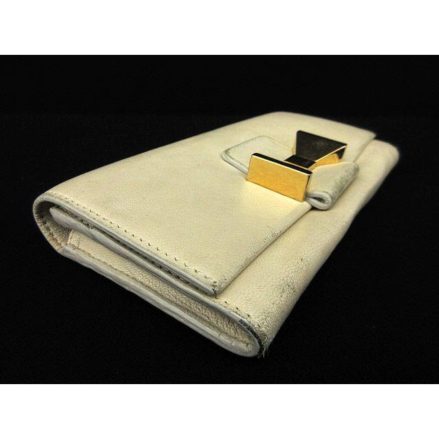 Chloe クロエ CHLOE ボビー 長財布 二つ折り レザー アイボリー /kt  