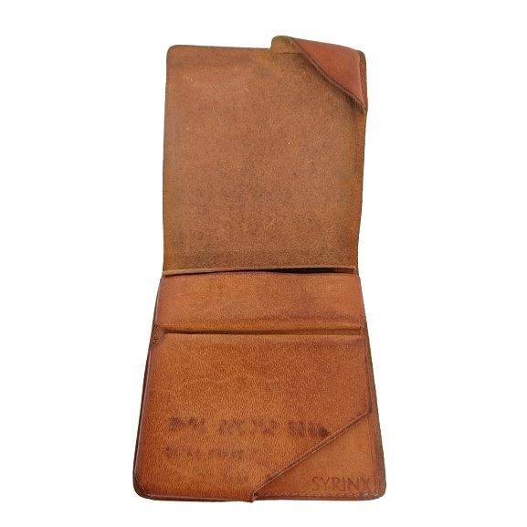 シュリンクス SYRINX 財布 二つ折り 無地 レザー ブラウン QQQ メンズ