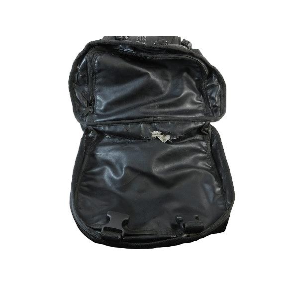 【美品】MEMENTISM メメントイズム　バックパック　リュック　ブラック　黒 メメントイズム MEMENTISM リュック バックパック デイバッグ レザー