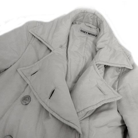 ISSEY MIYAKE（イッセイミヤケ） コート ダブル ナイロン 中綿入り