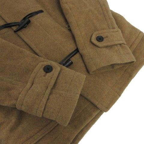 Burberry ベージュ ダッフルコート 木製トグルボタン Burberry ベージュ ダッフルコート 木製トグルボタン トグル（木