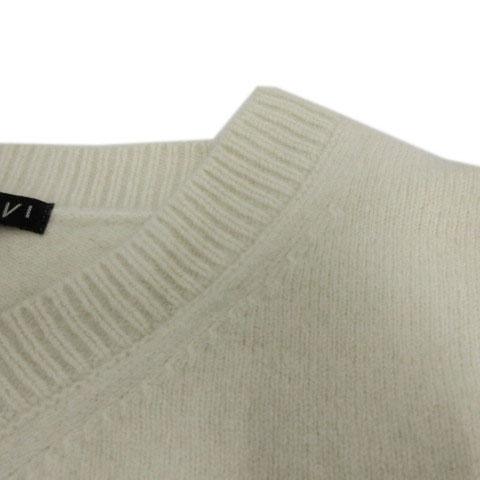 インディヴィ ウールカシミヤ Vネックニット ボーダー ベージュ 緑 38 INDIVI（インディヴィ） ウールカシミヤ Vネックニット 127-15441