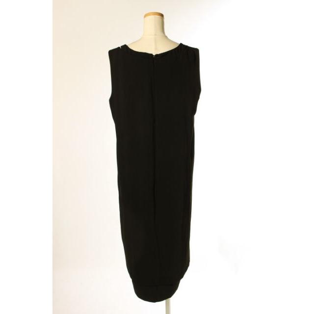 CLANE DRESS FLOWER PIN TUCK ONE PIECE