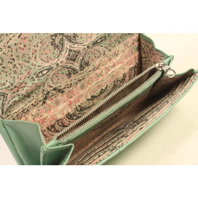 未使用品　SEE BY CHLOE シーバイクロエ　長財布　レザー　グリーン系 SEE BY CHLOE（シーバイクロエ） 二つ折り 長財布 緑 グリーン /fy0503