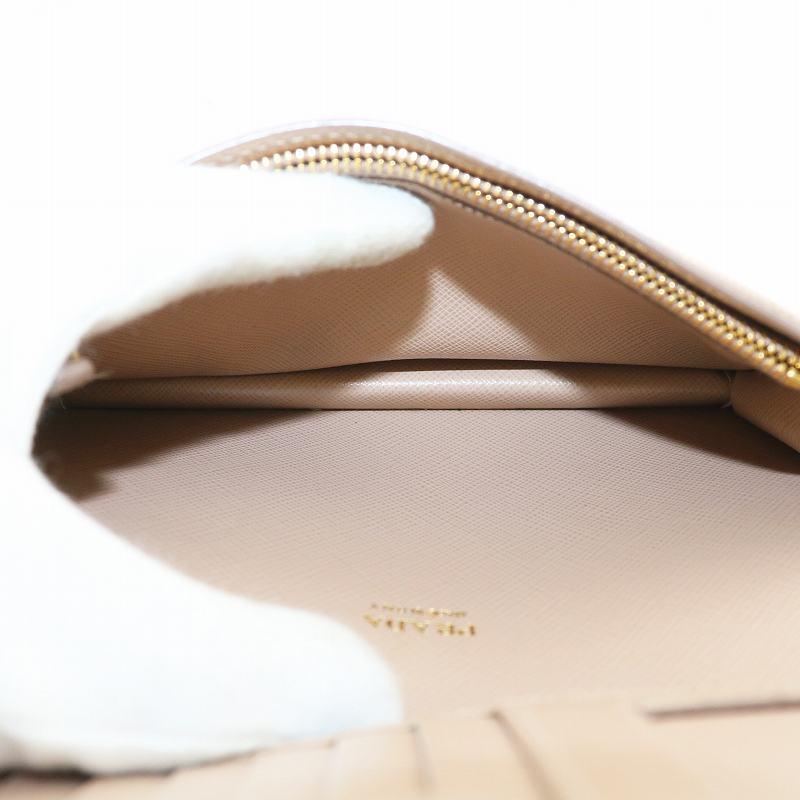 PRADA（プラダ） チェーンウォレット ショルダー 長財布 2WAY