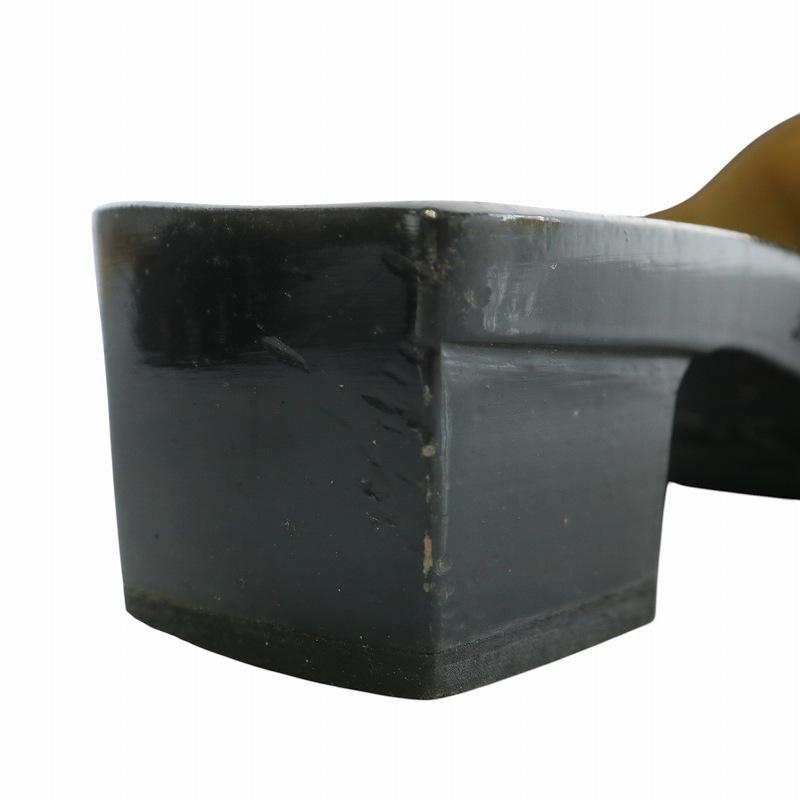 FENDI（フェンディ） マンマ ミュール サンダル エナメル レザー