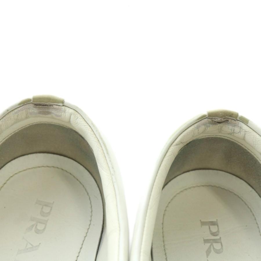 PRADA（プラダ） スニーカー レザー ローカット 三角ロゴプレート 10