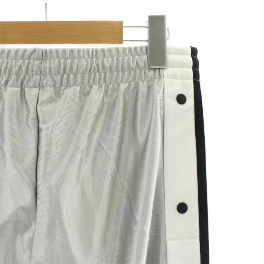 【中古】adidas Adilenium シーズン2 オーバーサイズ アディブレイクパンツ トラックパンツ XL シルバー色 JM9273 adidas（アディダス） adidas Adilenium シーズン2 オーバーサイズ