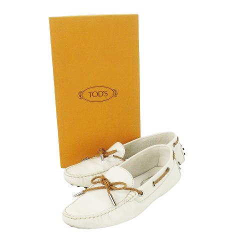 【未使用】TOD’S ベージュ レザー モカシン ドライビングシューズ 28cm 未使用】TOD'S ベージュ レザー モカシン ドライビングシューズ 28cm