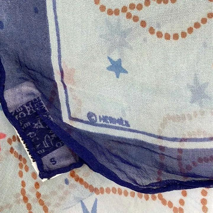 エルメス　青　スカーフ　柄　カレ45 HERMES（エルメス） カレ45 ガヴロッシュ スカーフ 絹 シルク 十二星座