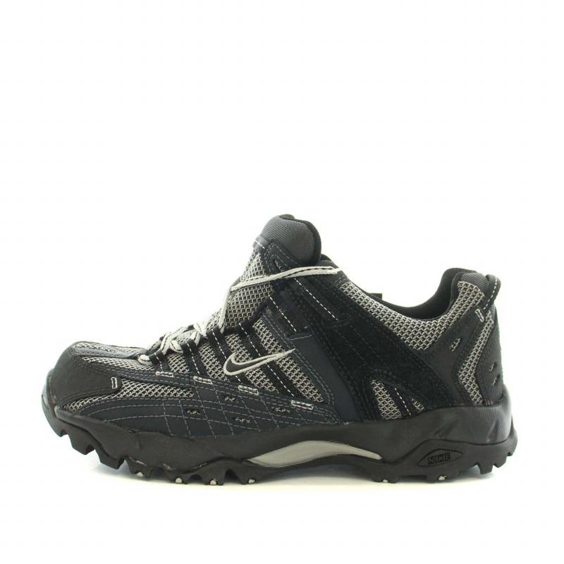 未使用品 NIKE ACG Acg Takao Mid III ハイキングシューズ スニーカー 