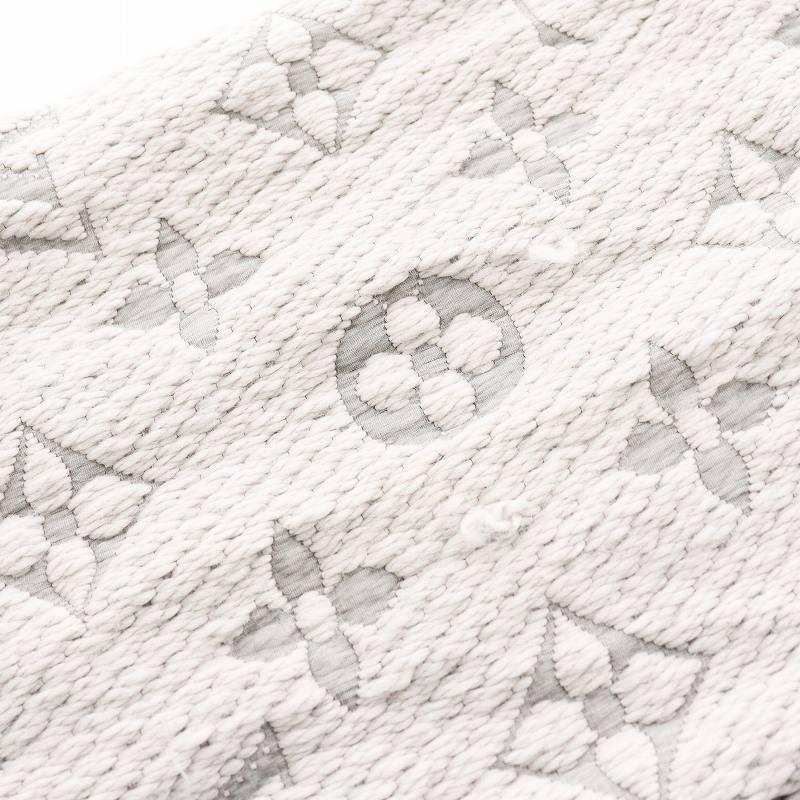 LOUIS VUITTON（ルイ・ヴィトン） エシャルプ ロゴマニア マフラー