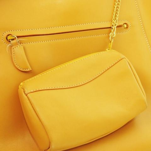 Kitamura（キタムラ） ハンドバッグ トートバッグ レザー 革 ロゴ