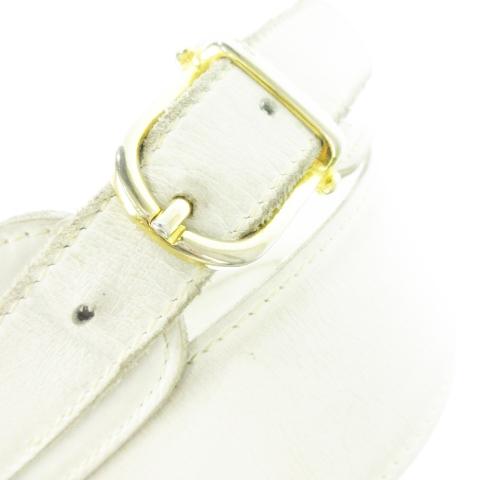 【極美品】セリーヌ トリオンフ レザー ゴールド金具ベルト ホワイト系 CELINE（セリーヌ） ベルト レザー 革 ビット 3穴 ゴールド金具 白