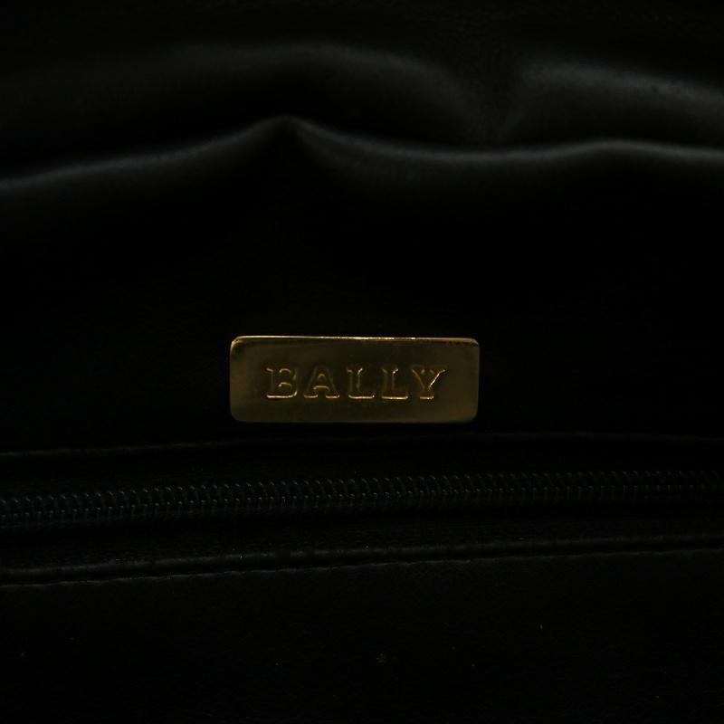 Bally（バリー） ショルダーバッグ レザー キルティング タッセル ロゴ