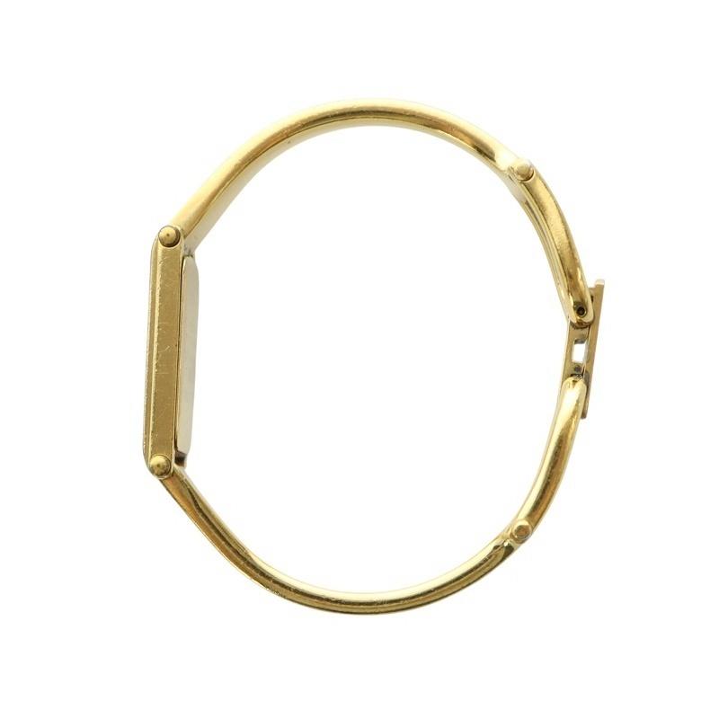 GUCCI（グッチ） 腕時計 バングルウォッチ スクエア クォーツ 黒文字盤