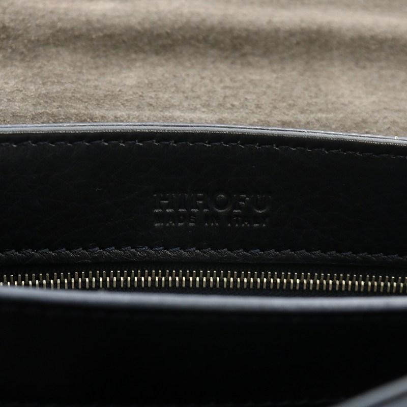 ヒロフ HIROFU ハンドバッグ シボ革 レザー マグネット ロゴ 型押し 黒