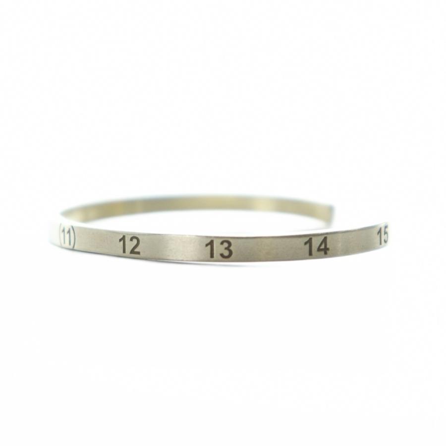 マルジェラ　ナンバーブレスレット マルタンマルジェラ 11 Martin Margiela ナンバー ロゴ スリム