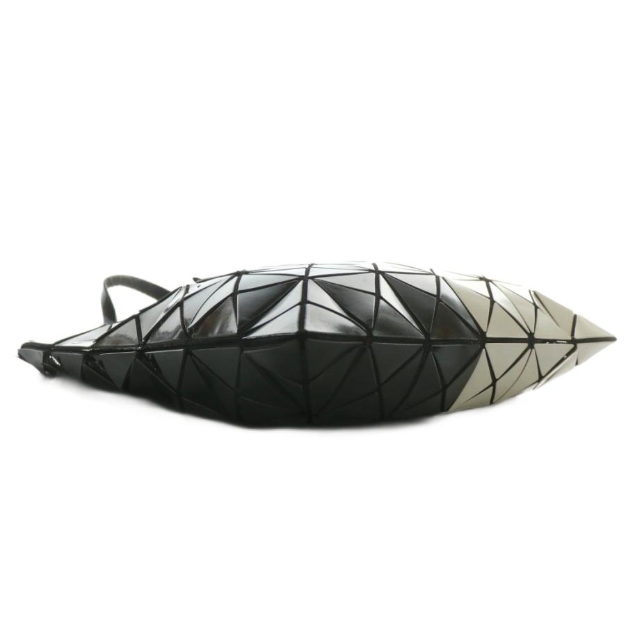 ISSEY MIYAKE（イッセイミヤケ） ISSEY MIYAKE PLEATS PLEASE プリーツ