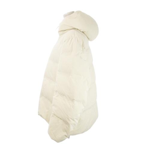 ユニクロ シームレスダウン ホワイトナチュラル ダウンコート ユニクロ