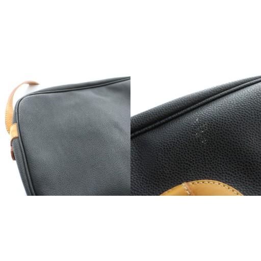 クレージュ courreges ショルダーバッグ 斜めがけ レザー ロゴ 黒