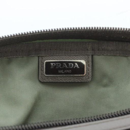 PRADA（プラダ） ポーチ 化粧ポーチ ナイロン トライアングルロゴ