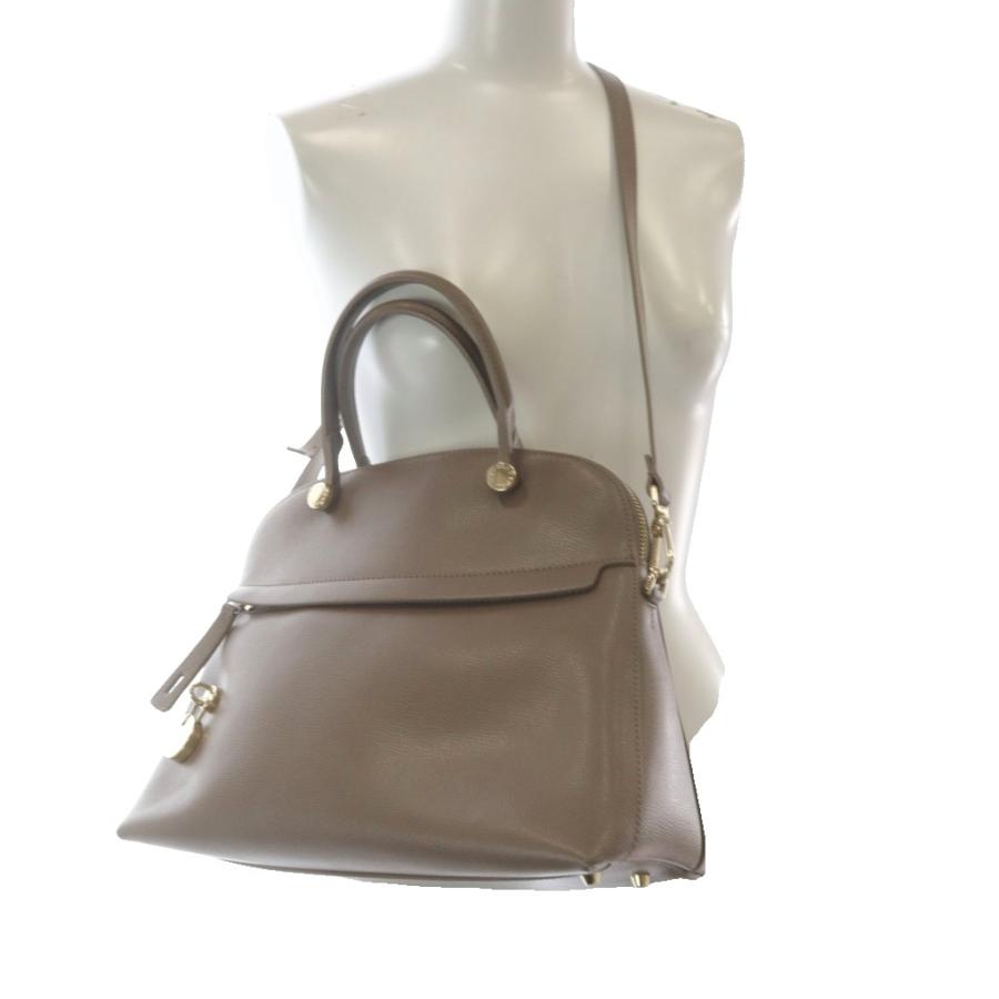 ✨️新品同様✨️ FURLA フルラ パイパー 2WAY レザー ハンドバッグ FURLA（フルラ） パイパー ハンドバッグ ショルダーバッグ 2WAY レザー