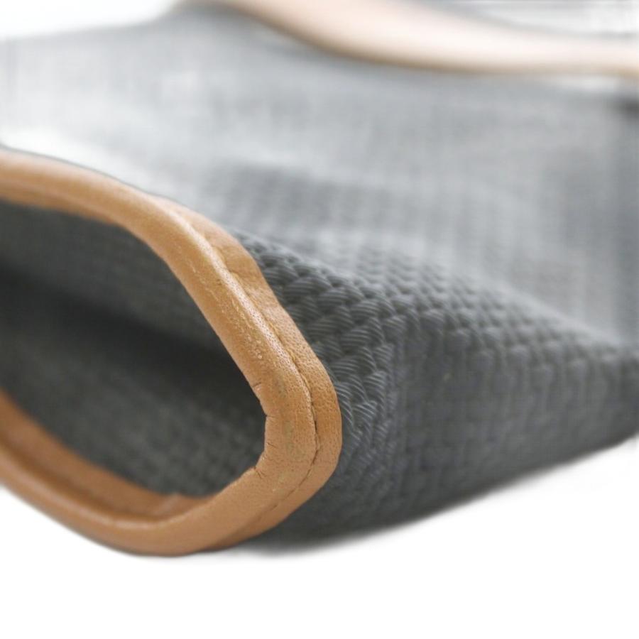 Yves Saint Laurent（イヴ・サンローラン） ショルダーバッグ クラッチ