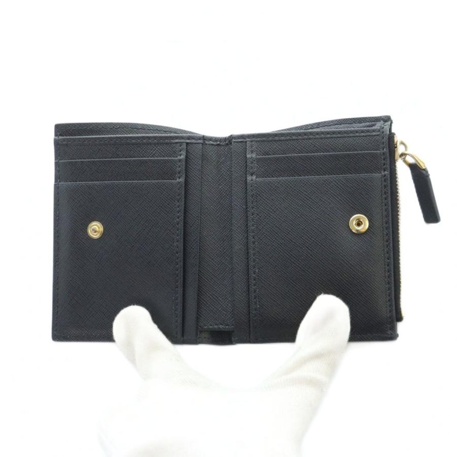 MARNI（マルニ） 二つ折り財布 ウォレット ロゴ PVC 黒 ブラック