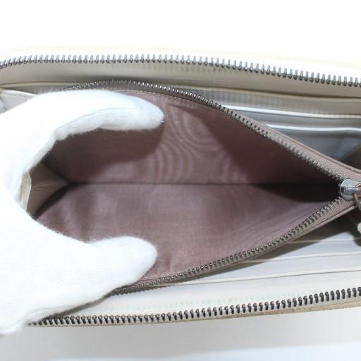 BOTTEGA VENETA（ボッテガ・ヴェネタ） 長財布 レザー ラウンド
