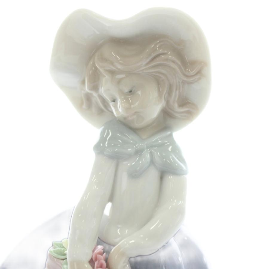 未使用品 リヤドロ LLADRO きれいな花ばかり 少女 インテリア 置物