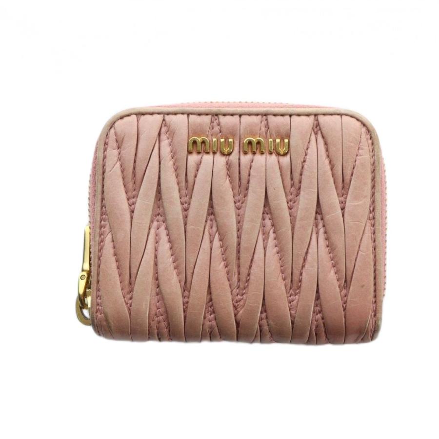 【極美品】MIU MIU マテラッセ ケース ラウンドファスナー ピンク miu miu（ミュウミュウ） マテラッセ コインケース 小銭入れ 財布