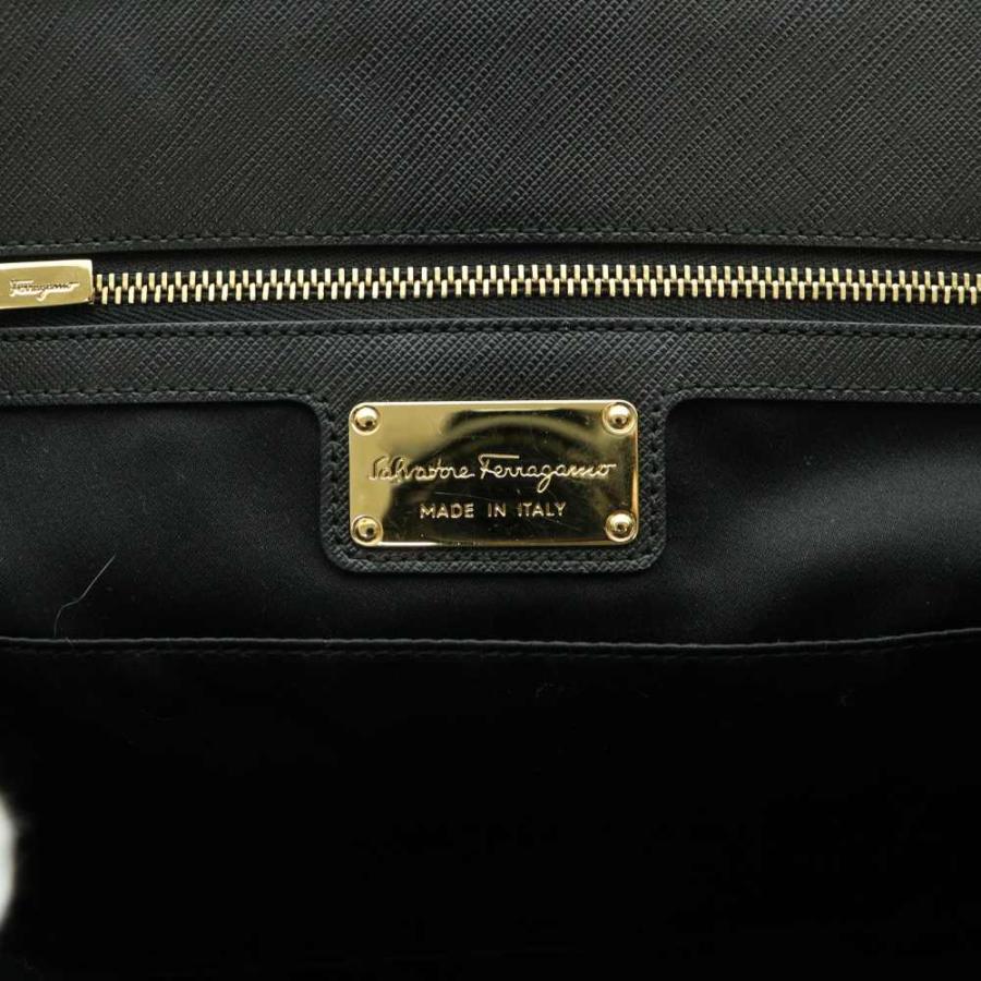 【極美品】サルヴァトーレフェラガモ キャリーオール ヴァラ リボン 黒 2WAY FERRAGAMO（フェラガモ） サルヴァトーレフェラガモ キャリー ヴァラ