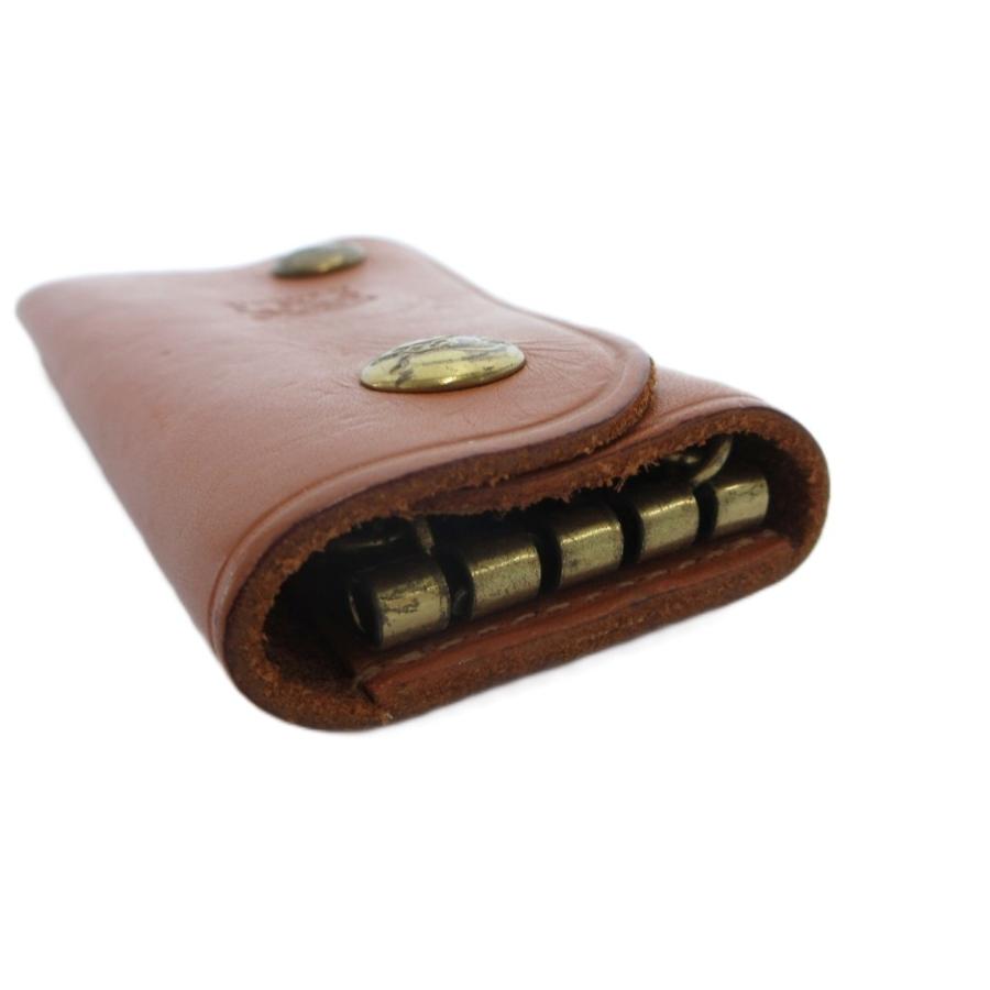 イルビゾンテ　キーケース　ブラウン　茶　キーリング付き　４連　本革　新品　お洒落 IL BISONTE（イルビゾンテ） キーケース レザー ロゴ 型押し 4連 茶