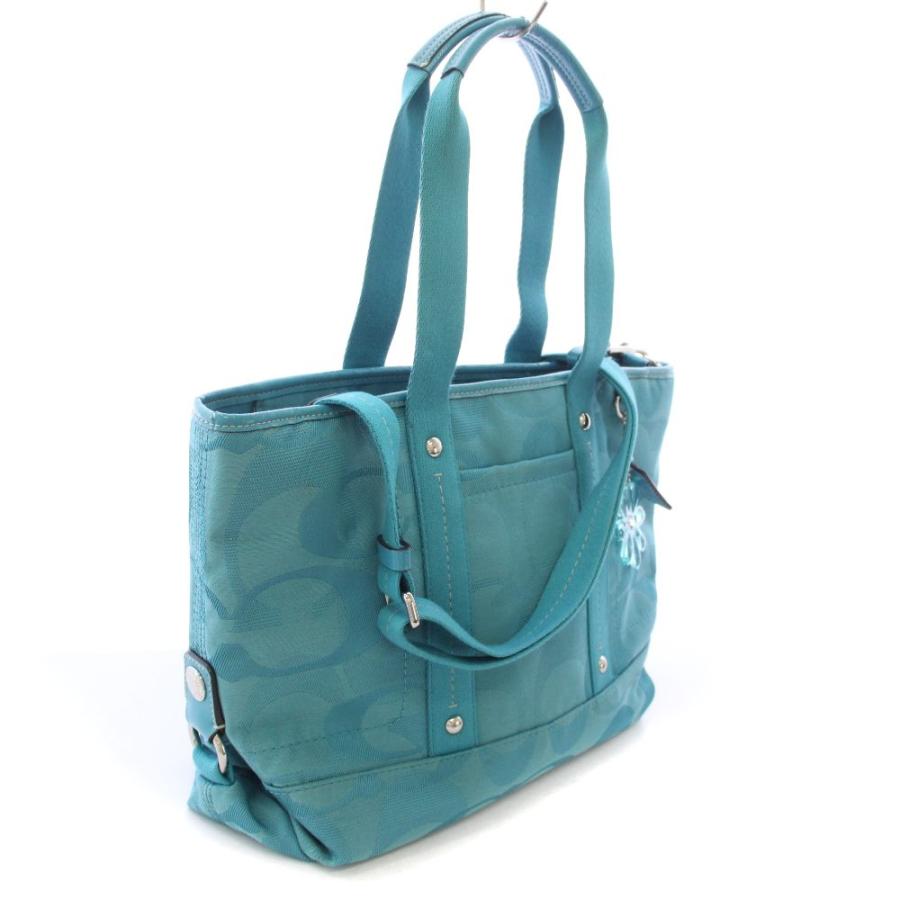 COACH（コーチ） トートバッグ ショルダーバッグ チャーム付き 水色