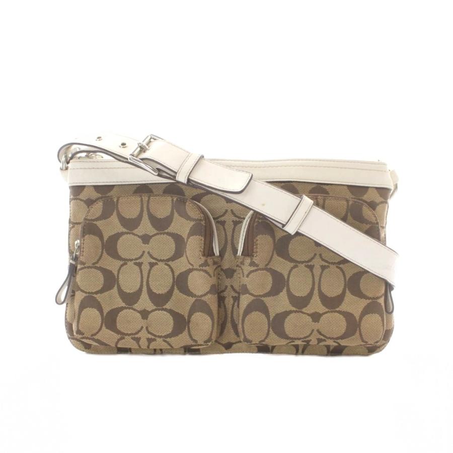 COACH ベージュ ショルダーバッグ 美品 COACH（コーチ） ショルダーバッグ ベージュ モノグラム柄 フロント