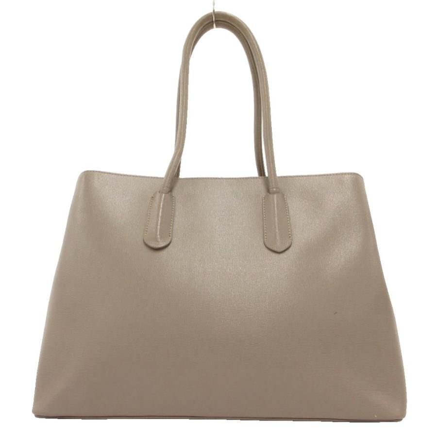 FURLA フルラ ライトグレー ハンドバッグ チャーム付き FURLA（フルラ） ハンドバッグ トート 肩掛け グレー ロゴチャーム