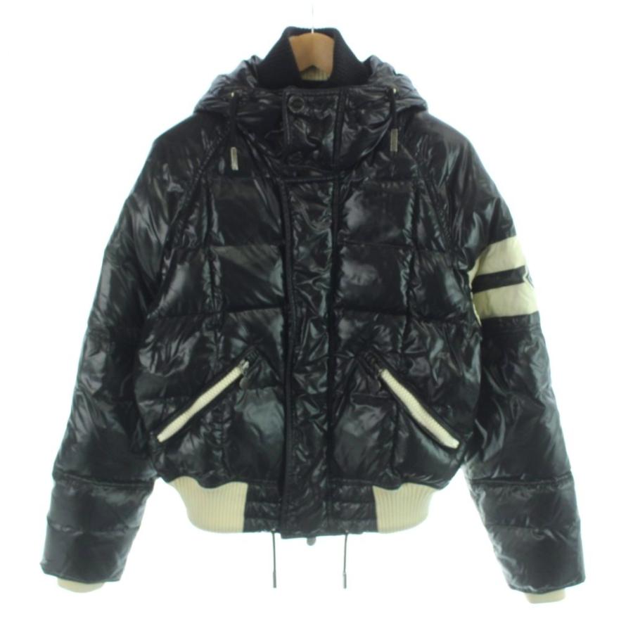 MONCLER（モンクレール） ダウンジャケット ナイロン ワッペンロゴ