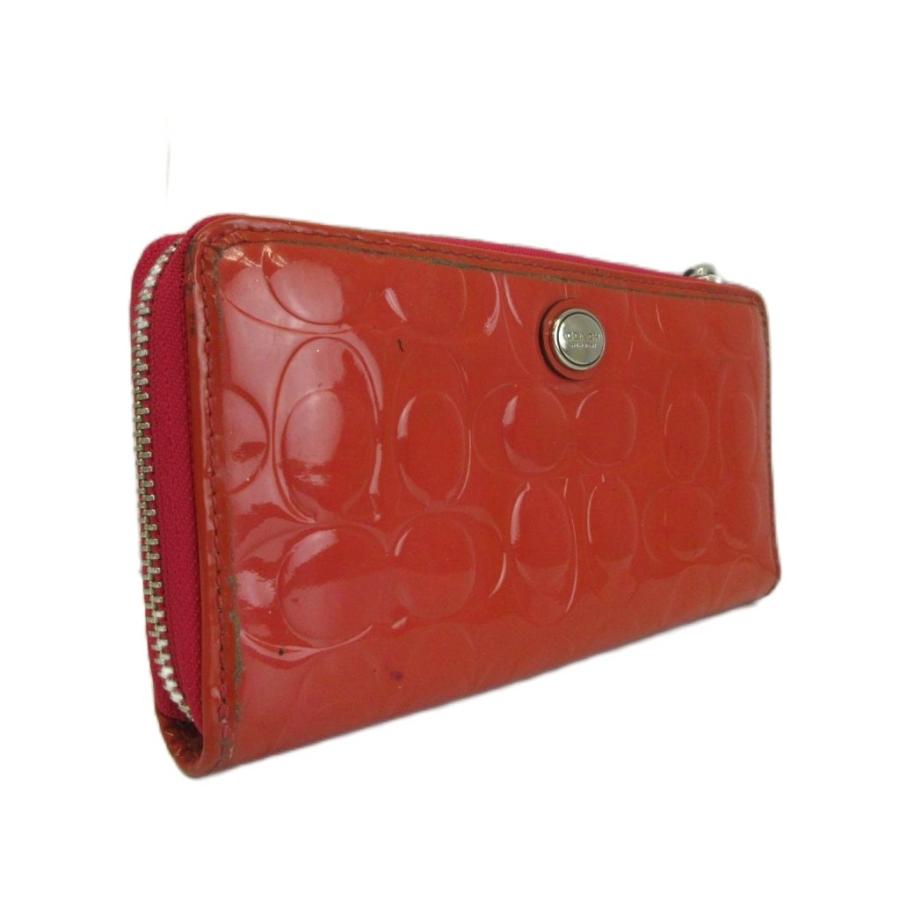 専用ページ COACH 長財布 シグネチャーエナメル ラウンドジップ アイボリー COACH（コーチ） 長財布 エナメル ラウンドファスナー シグネチャー 型