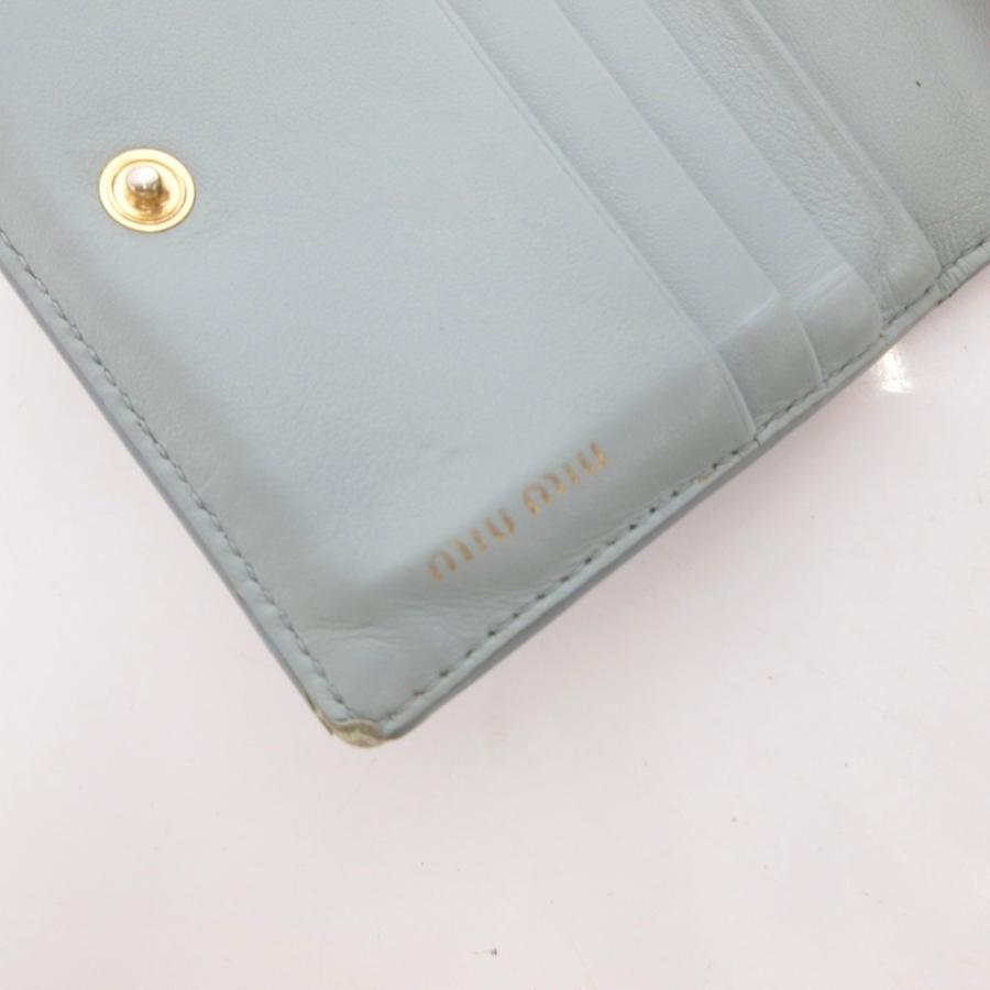 miu miu（ミュウミュウ） 二つ折り財布 ウォレット 小銭入れあり