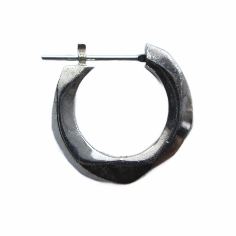 GARNI ガルニ クロッケリー安全ピンピアス 片耳 ポーチ付属 ガルニ GARNI クロッケリー ピアス アクセサリー 片耳のみ ロゴ