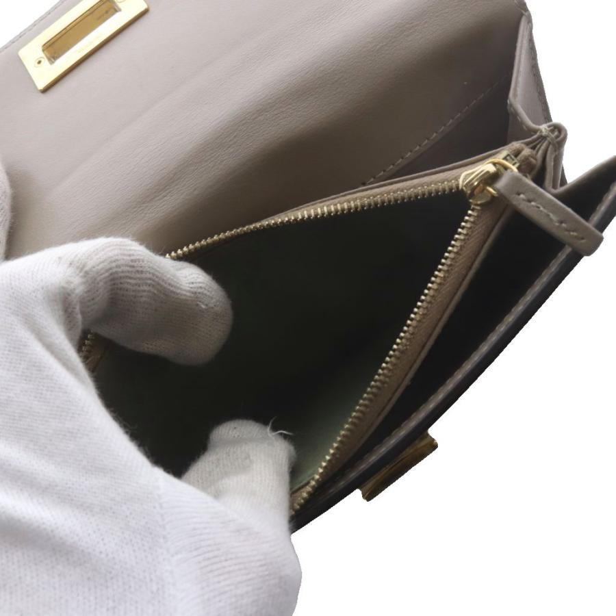FENDI（フェンディ） ピーカブー セレリア 長財布 小銭入れあり 二