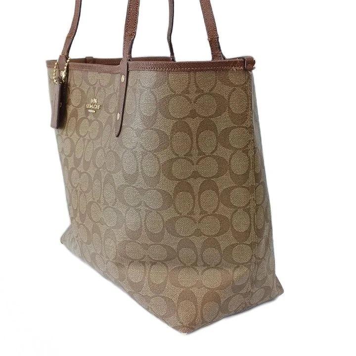 COACH シグネチャー トートバッグ ゴールド COACH（コーチ） トートバッグ 肩掛け PVC レザー シグネチャー ロゴ