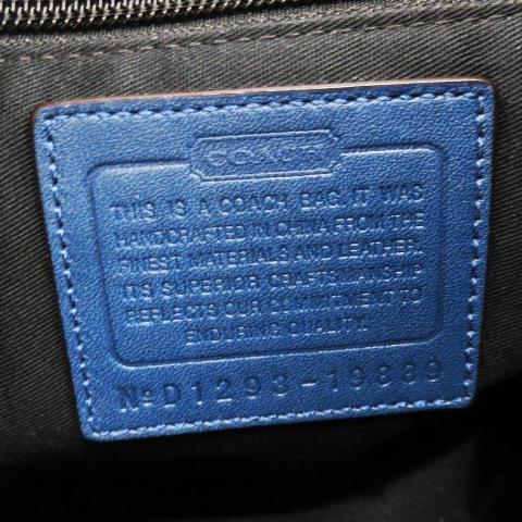 COACH（コーチ） レガシー ショルダーバッグ レザー 革 ロゴ タッセル