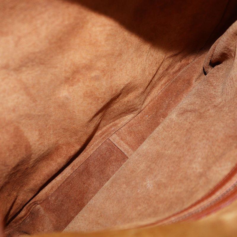 エムシーエム MCM ショルダーバッグ 斜めがけ ヴィセトス レザー ロゴ