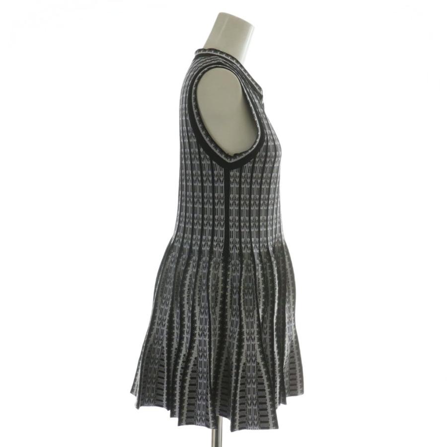 値下げ mame kurogouchi ドット柄 ノースリーブ チュニック Mame Kurogouchi 25SS Lantern Knitted Volume Top ニット トップス