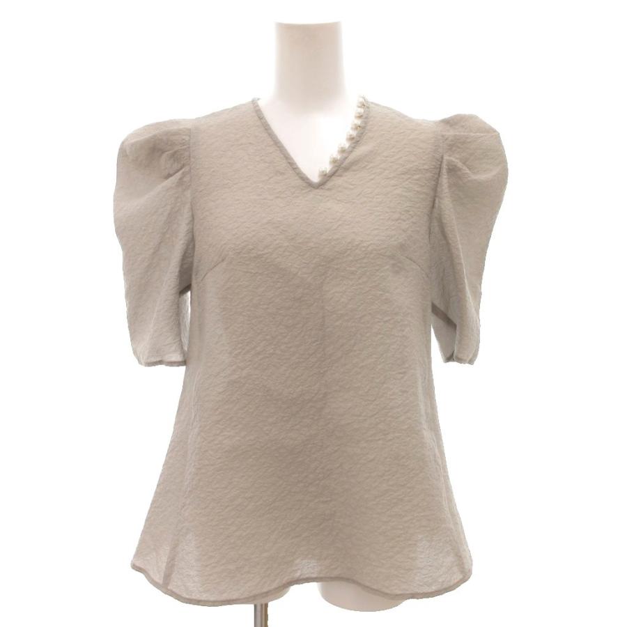 【中古】hue day to evening ヒュー・デイ・トゥ・イブニング 美品 カットソー Vネック パール装飾 半袖 36 グレー hue day to evening ヒュー・デイ・トゥ・イブニング 美品 カットソー