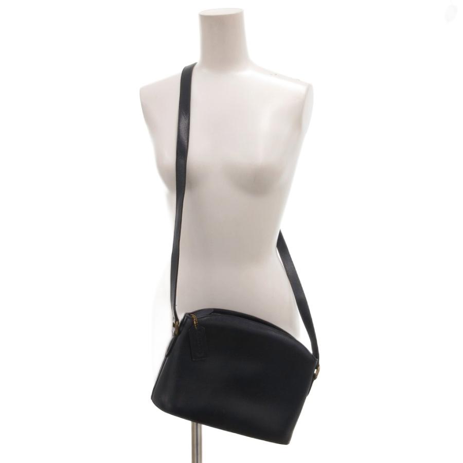 美品　コーチ　COACH オールドコーチ　ネイビー　レザー　ショルダーバッグ OLD COACH/オールド コーチ】よりレザーショルダーバッグが買取入荷