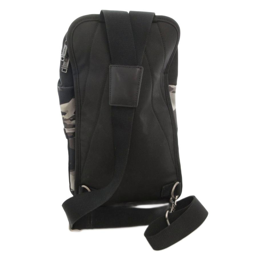 トゥミ TUMI ボディバッグ スリング morado sling pack ネイビー×ブラック【中古】 トゥミ TUMI ボディバッグ スリング morado sling pack ネイビー